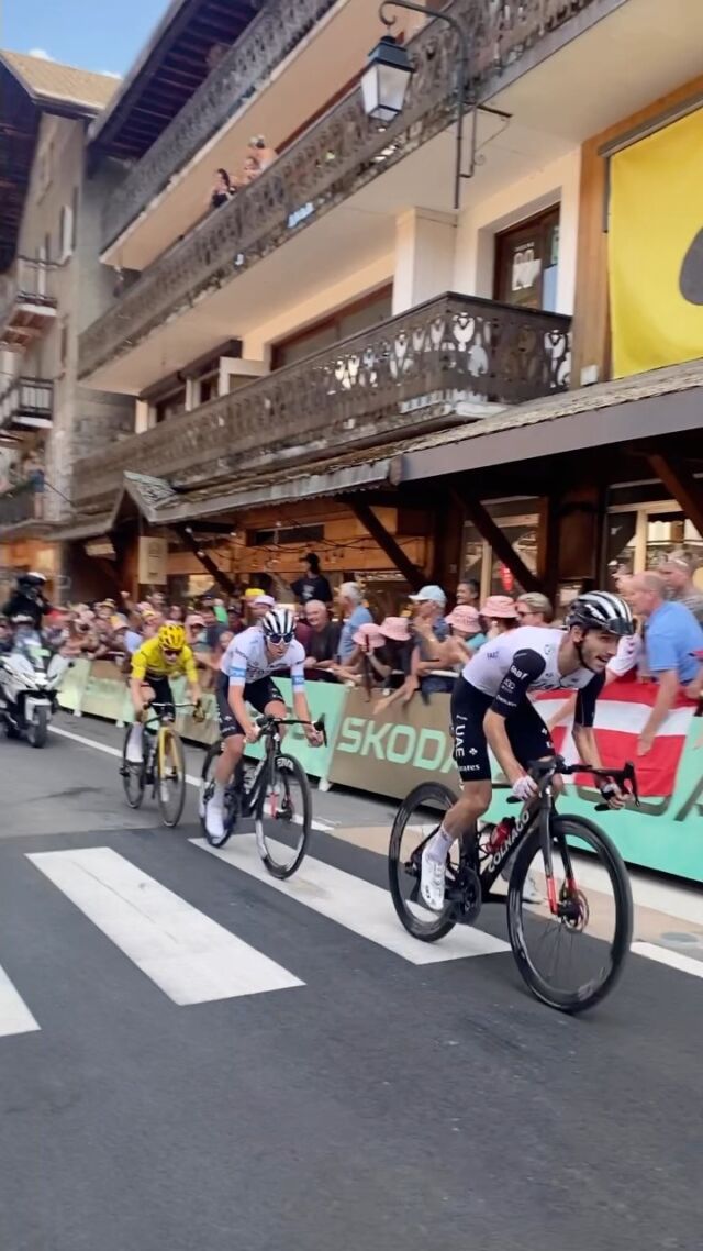 What a day!

The 14th stage of @letourdefrance arrived into #morzine this afternoon. 🚴 🚴 

#letourdefrance #mountainspaces #morzine #roadcycling #selfcateredchalet #morzinechalet #chaletmorzine #onyourbike