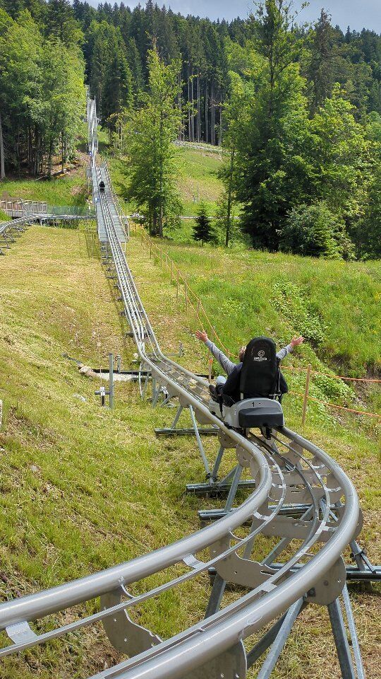 Luge 4 Saisons....

Have you had a go on this epic mountain toboggan in Les Gets? 

We got to have a ride at the weekend and we LOVED IT 😍

An activity for the whole family whilst on your holiday in Morzine. 

Located at Les Perrières in Les Gets and open all year round.

Don't forget to take your multipass for a discount 😄 

#luge4saisons #lesgets #lesgetsofficiel #summerinmorzine
#mountainspaces #adventureholiday #morzine #portesdusoleil #frenchalps
#familytravel