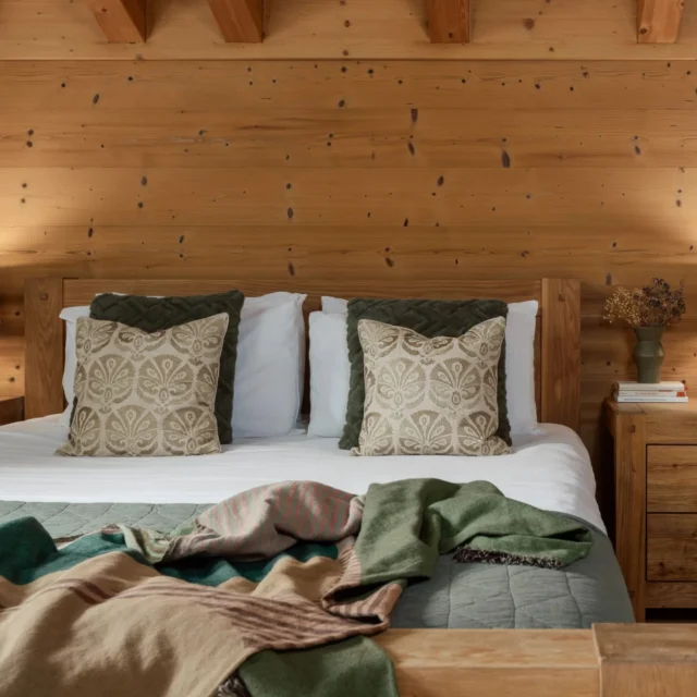 Only a few weeks remaining in Chalet Le Milan Noir this winter. Come and enjoy a week of relaxation in our wonderful chalet. 😌

We have availability in March & April which is a wonderful time in the season to come skiing ⛷️

Chalet Le Milan Noir Sleeps up to 14 in 6 ensuite bedrooms ✨

Outdoor jacuzzi ☑️
Sauna ☑️
Games Room ☑️
Short walk into town and ski lifts ☑️

We can organise lift passes, transfers and can recommend the best chefs in town if you would like your holiday catered. 🫕

Contact us for more info -

info@mountainspaces.com

#skiingholiday #morzineskiing #morzinewinter #mountainspaces #chaletlemilannoir #selfcateredchalet #familyresort #frenchalps #portesdusoleil